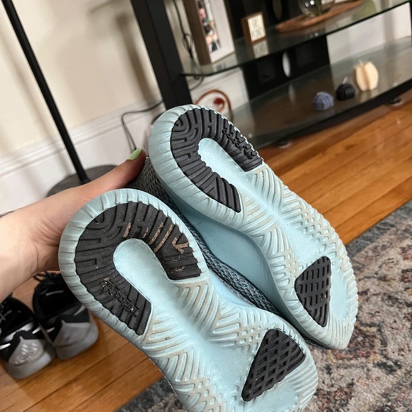 Light blue Adidas Tubular - Picture 3 of 4